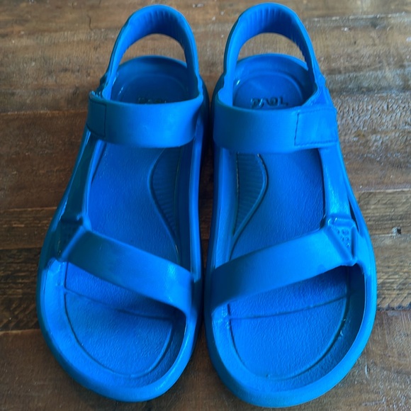 Teva Other - Kids Blue Teva sandals - size 2 big kids